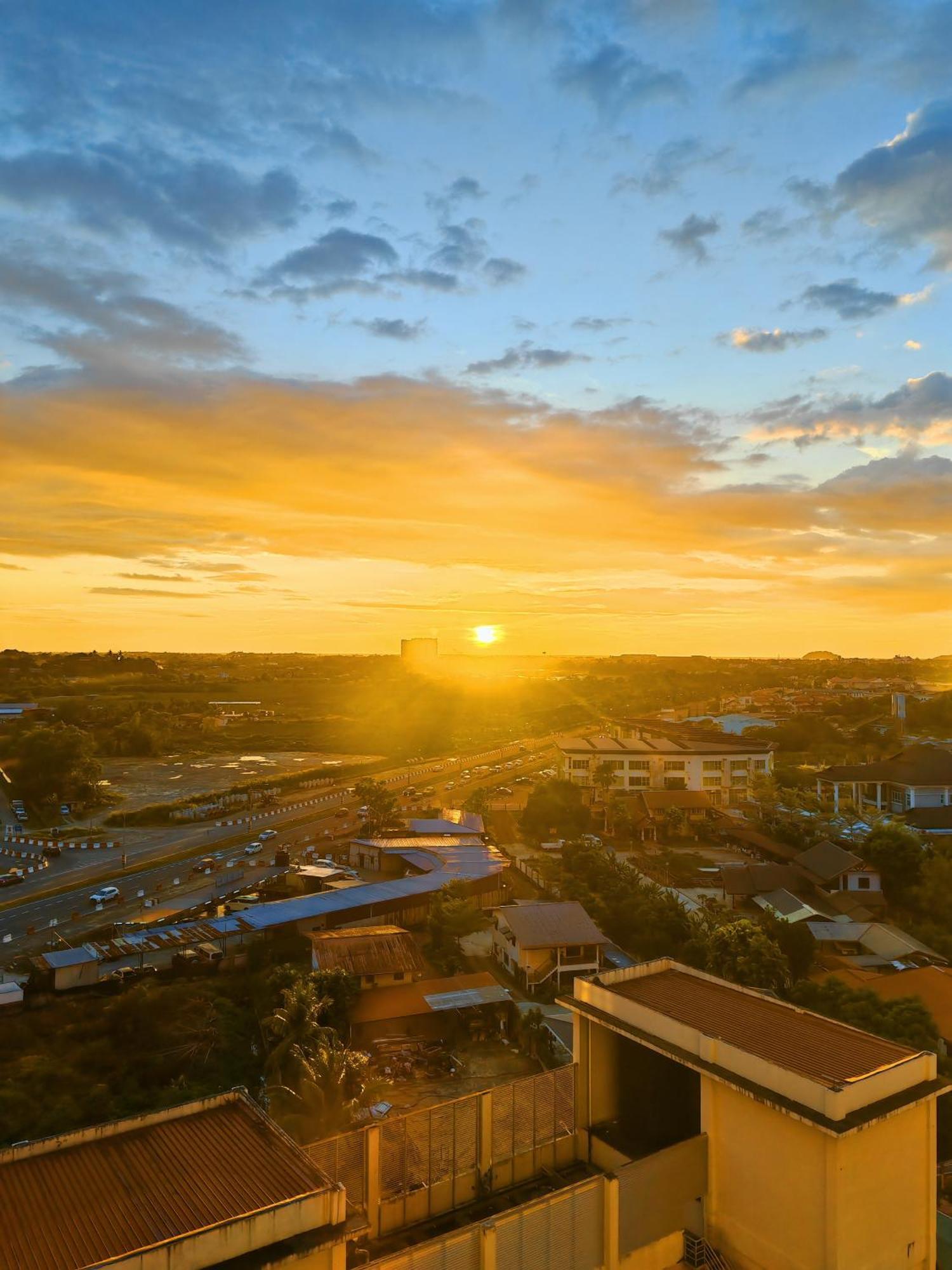 Itcc Manhattan Sunset View Infini * Kota Kinabalu